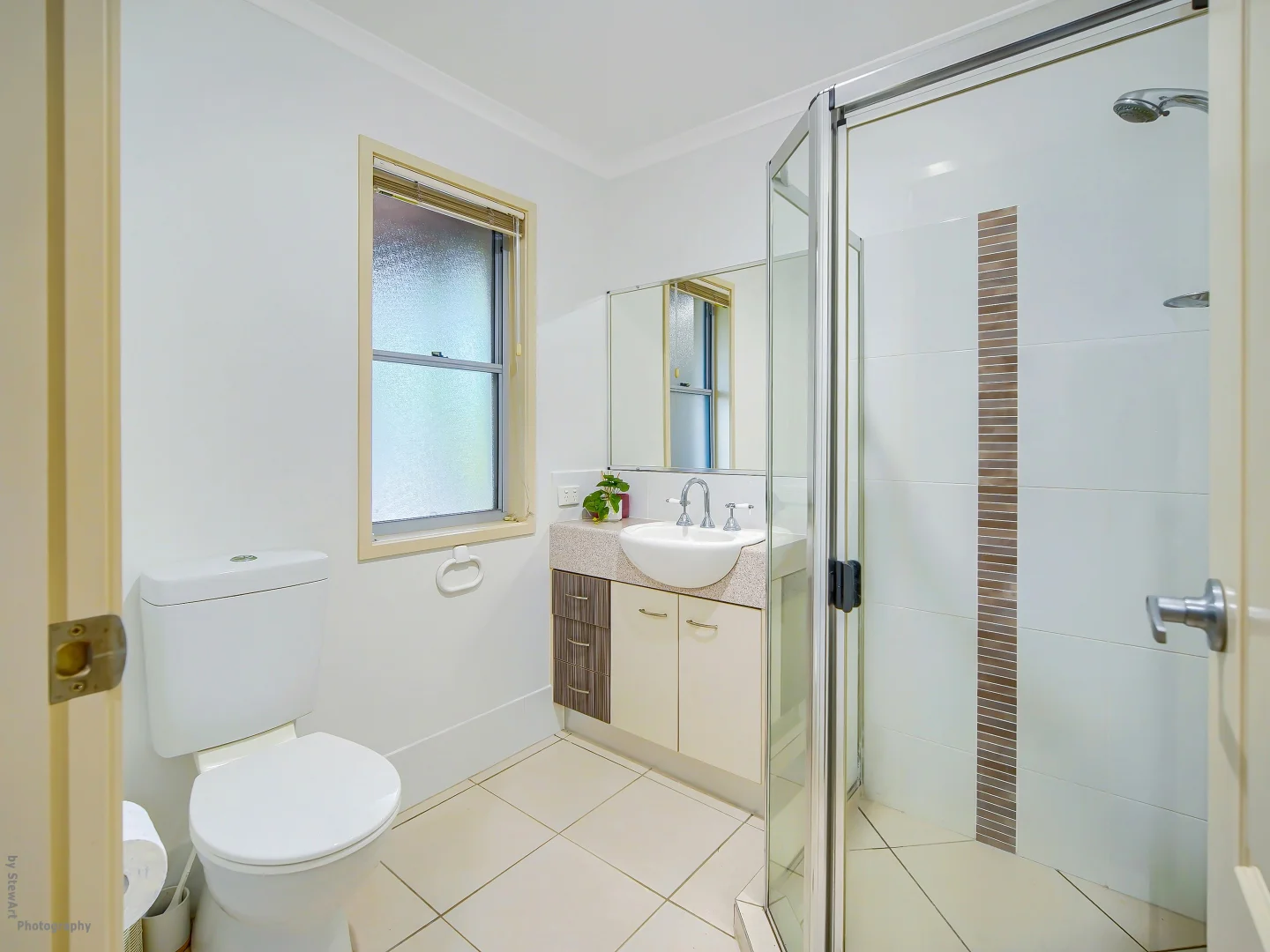 2/5 Pembridge Circuit, Urraween QLD 4655 | Domain