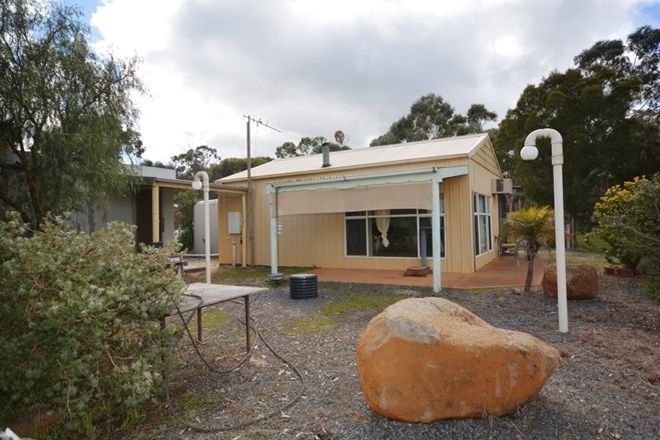 Picture of 105 Old Glenorchy Road, DEEP LEAD VIC 3385