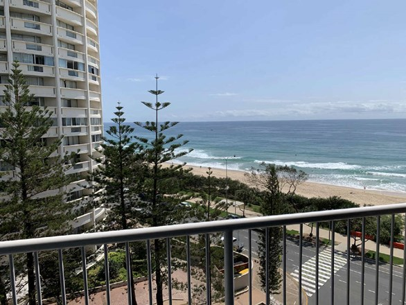 9C/2 Staghorn Avenue, Surfers Paradise QLD 4217