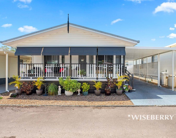 27/2 Mulloway Road, Chain Valley Bay NSW 2259