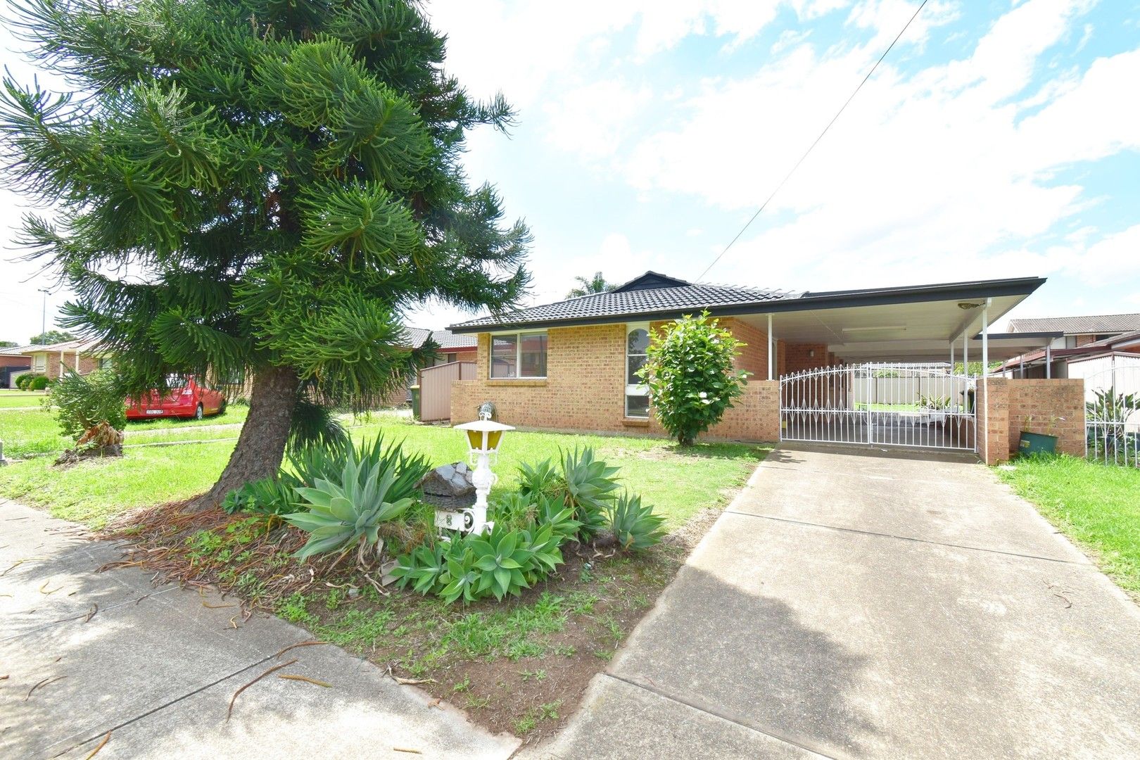 8 Napier Place, Bossley Park NSW 2176 House For Rent Domain