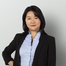 Nancy Ying Xiong, Sales representative