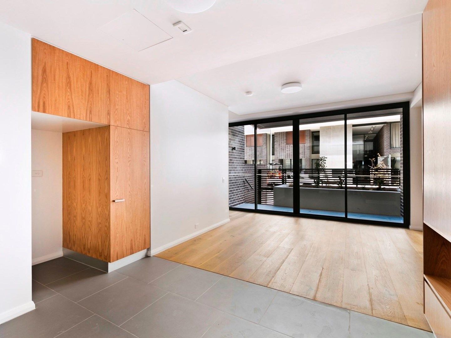 1 bedrooms Apartment / Unit / Flat in D108/2 Pearl Street ERSKINEVILLE NSW, 2043