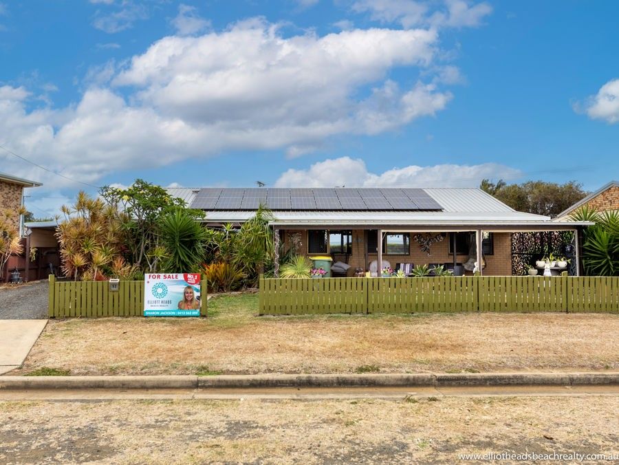 3 bedrooms House in 93 Shelley street BURNETT HEADS QLD, 4670