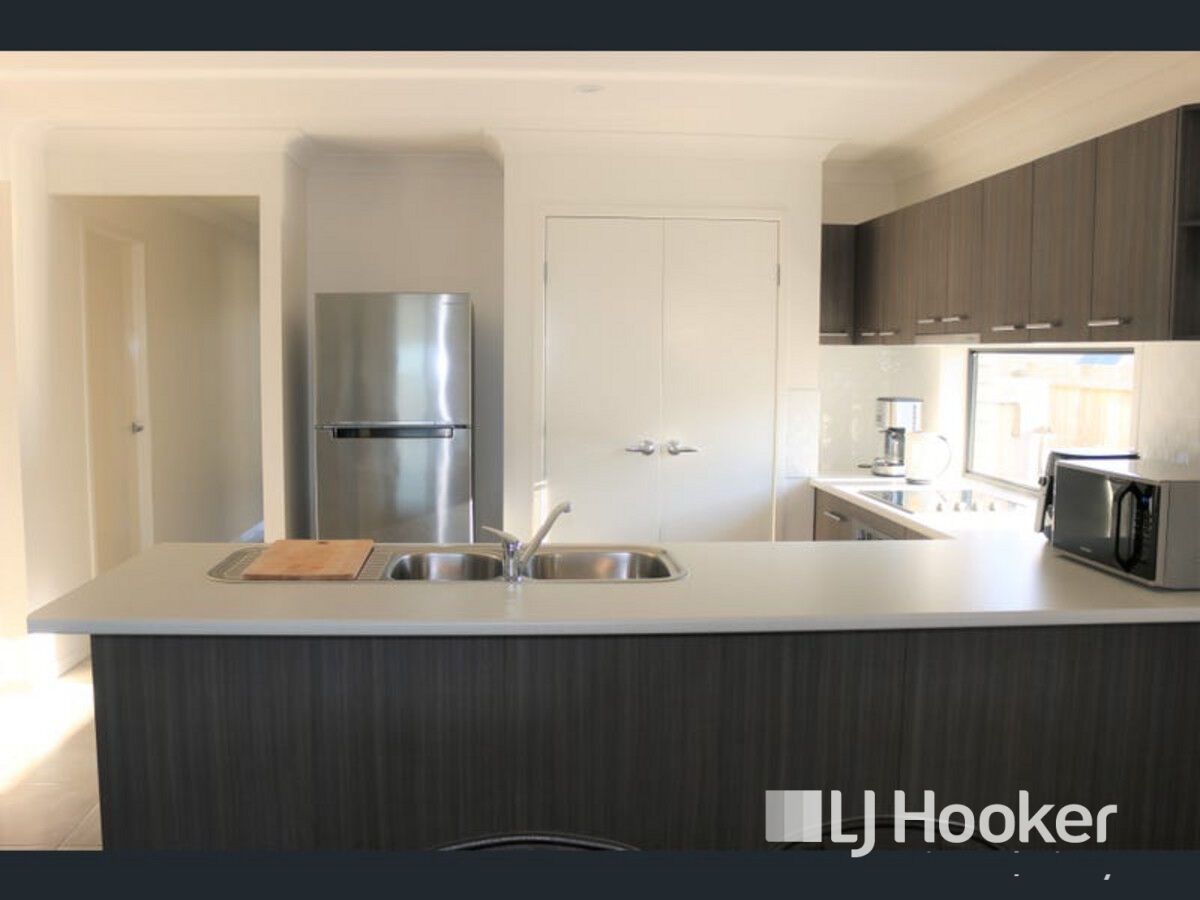 1/7 Richmond Terrace, Plainland QLD 4341, Image 2