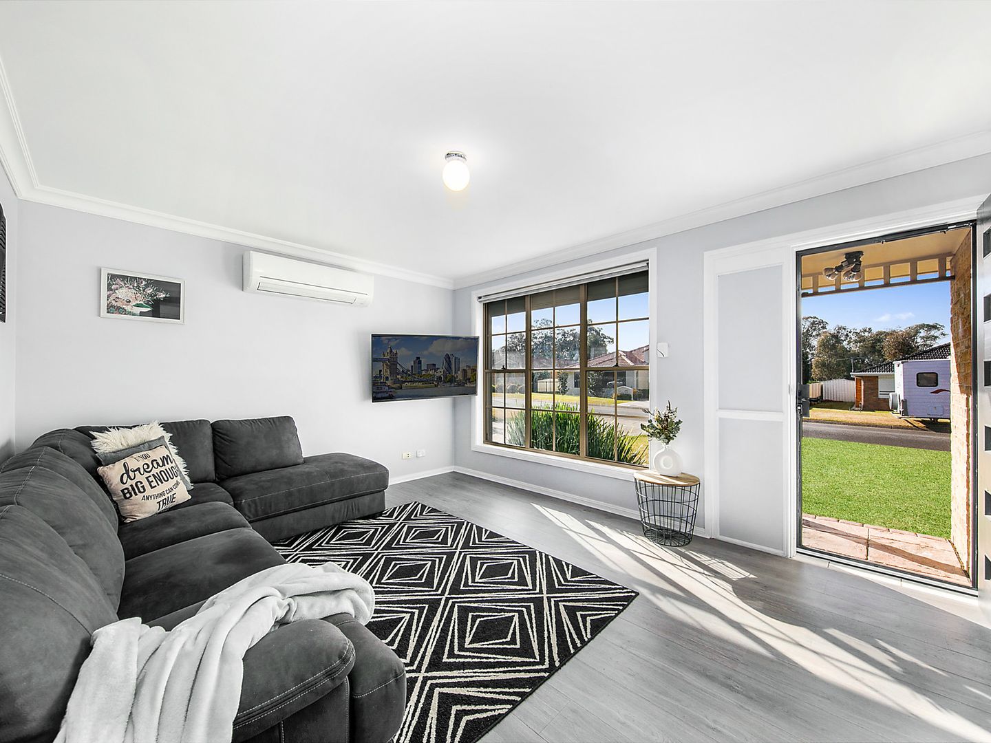 9 Links Avenue, Cessnock NSW 2325, Image 1