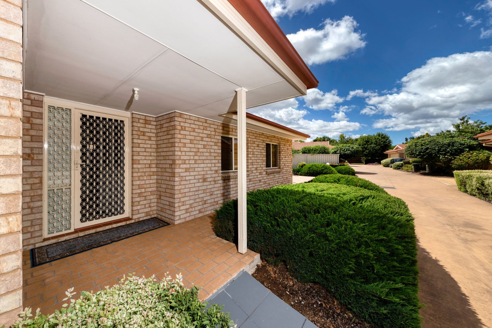 1/166 Ellerston Avenue, Isabella Plains ACT 2905, Image 1