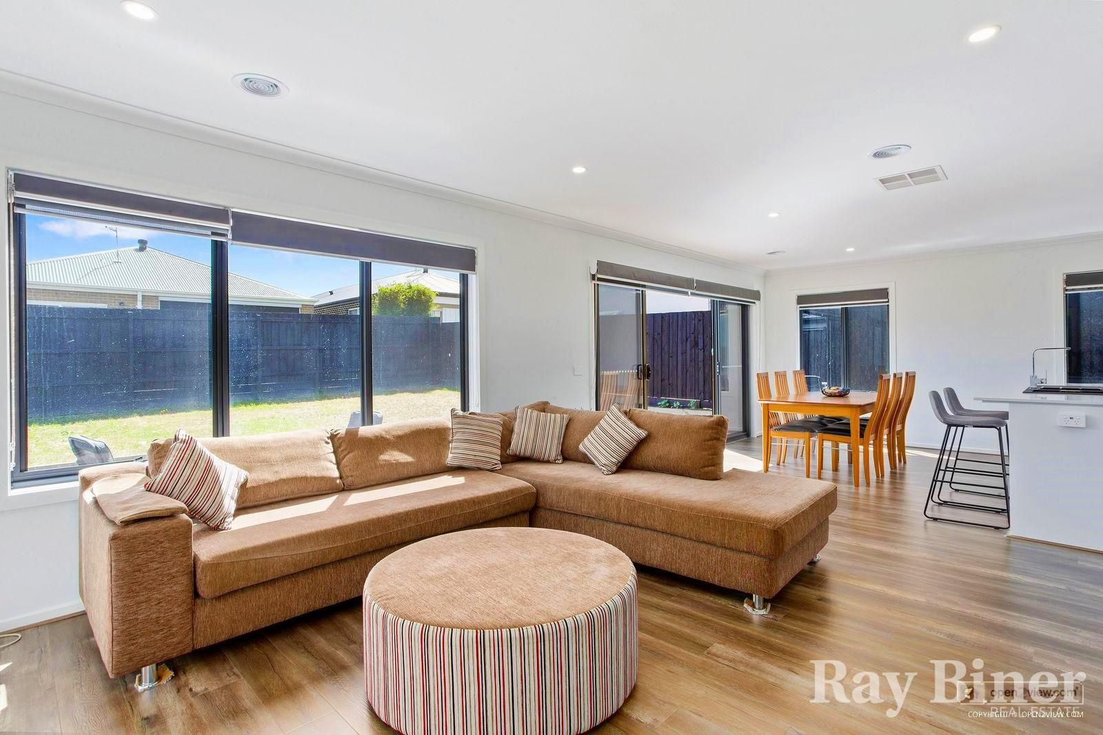 111 Carroll Lane, Greenvale VIC 3059 House For Rent 550 Domain