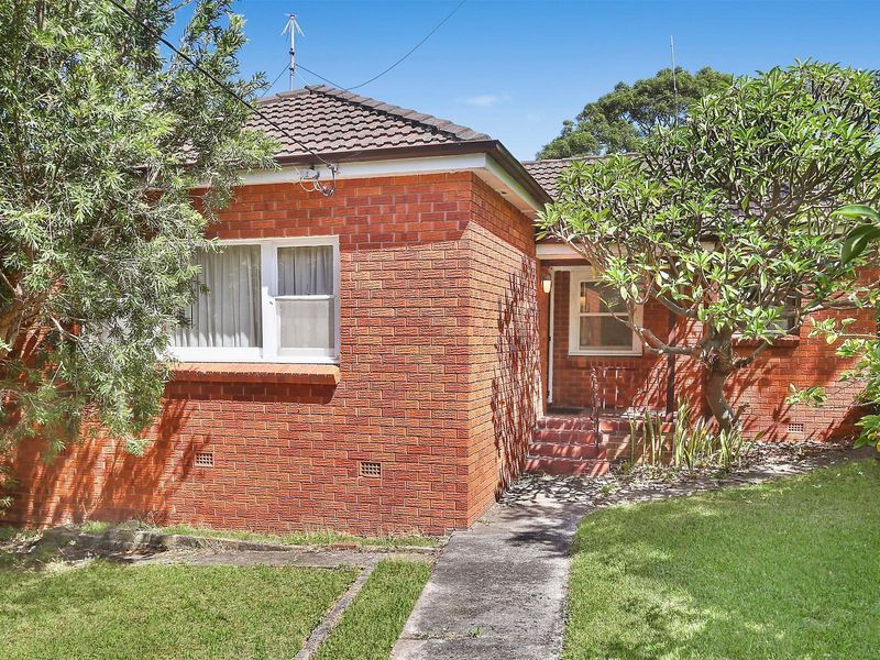 27 Fishbourne Road, Allambie Heights NSW 2100, Image 1