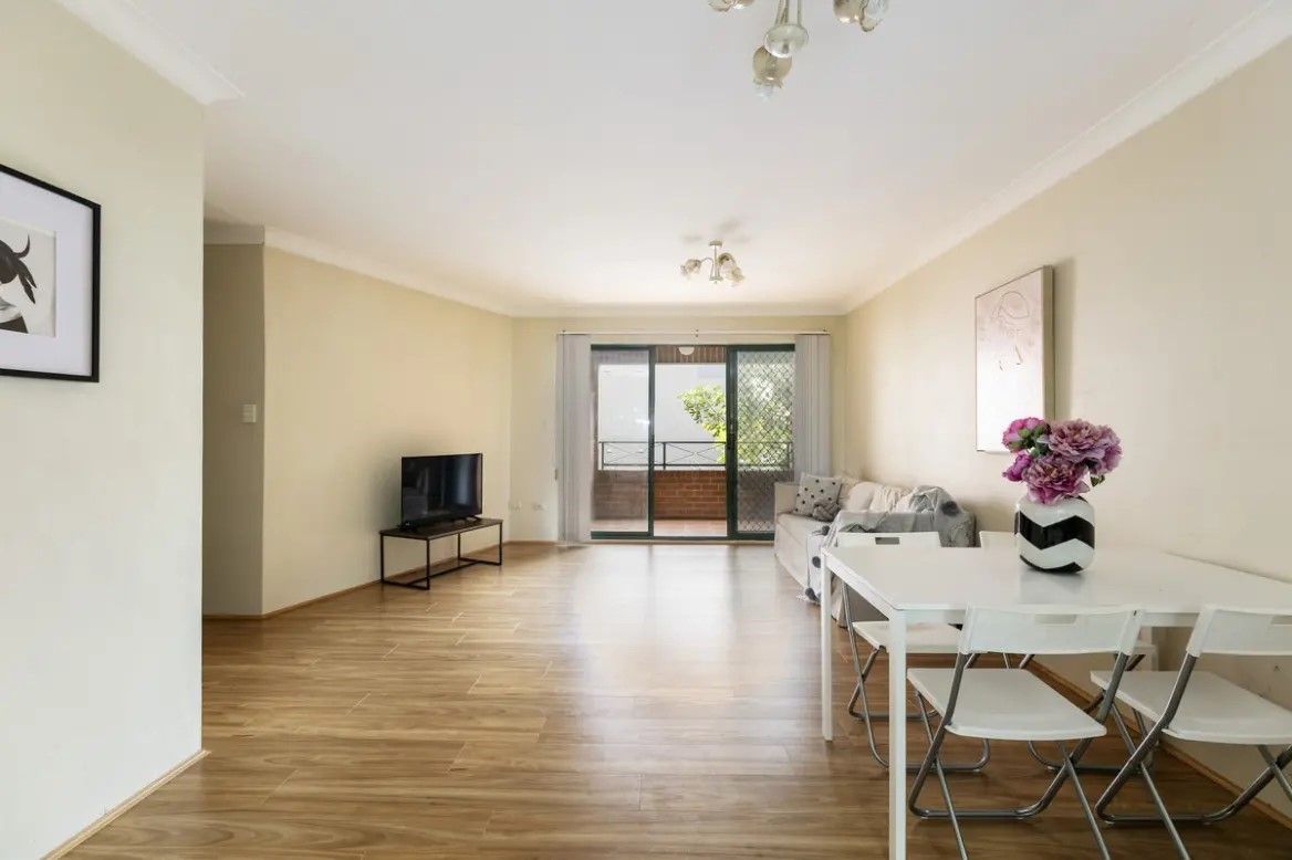 2 bedrooms Apartment / Unit / Flat in 49/39 Dangar Place CHIPPENDALE NSW, 2008