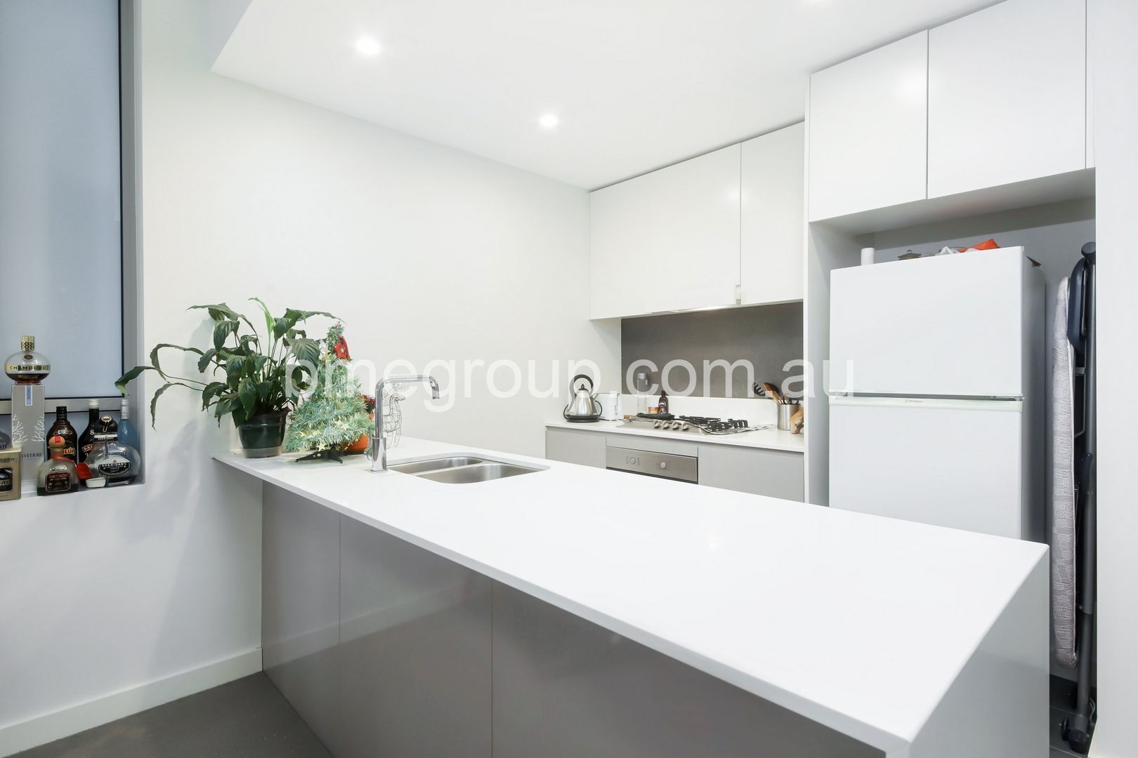 Unit 309/41 Hill Rd, Wentworth Point NSW 2127, Image 2