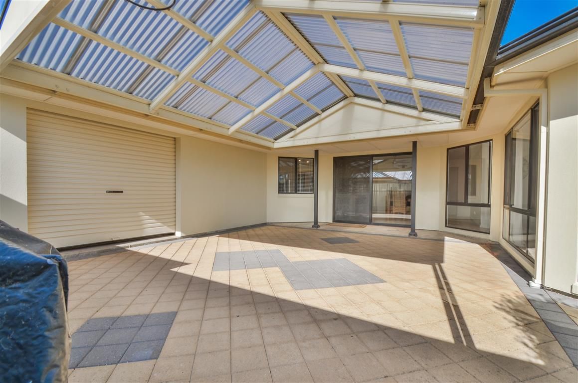 15 Victor Harbor Road, OLD NOARLUNGA SA 5168, Image 2