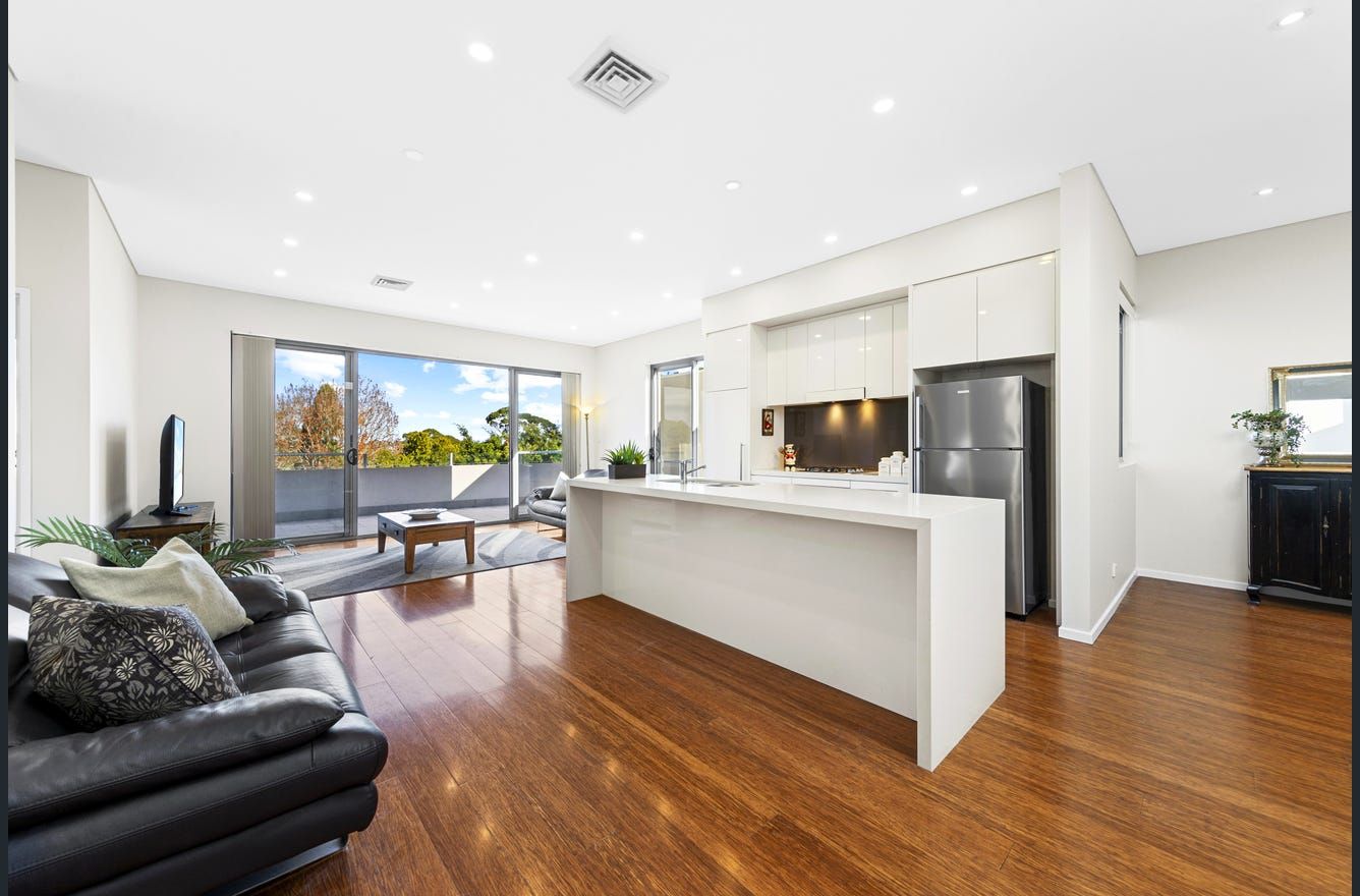 2 bedrooms Apartment / Unit / Flat in 3/55 Sorlie Road FRENCHS FOREST NSW, 2086