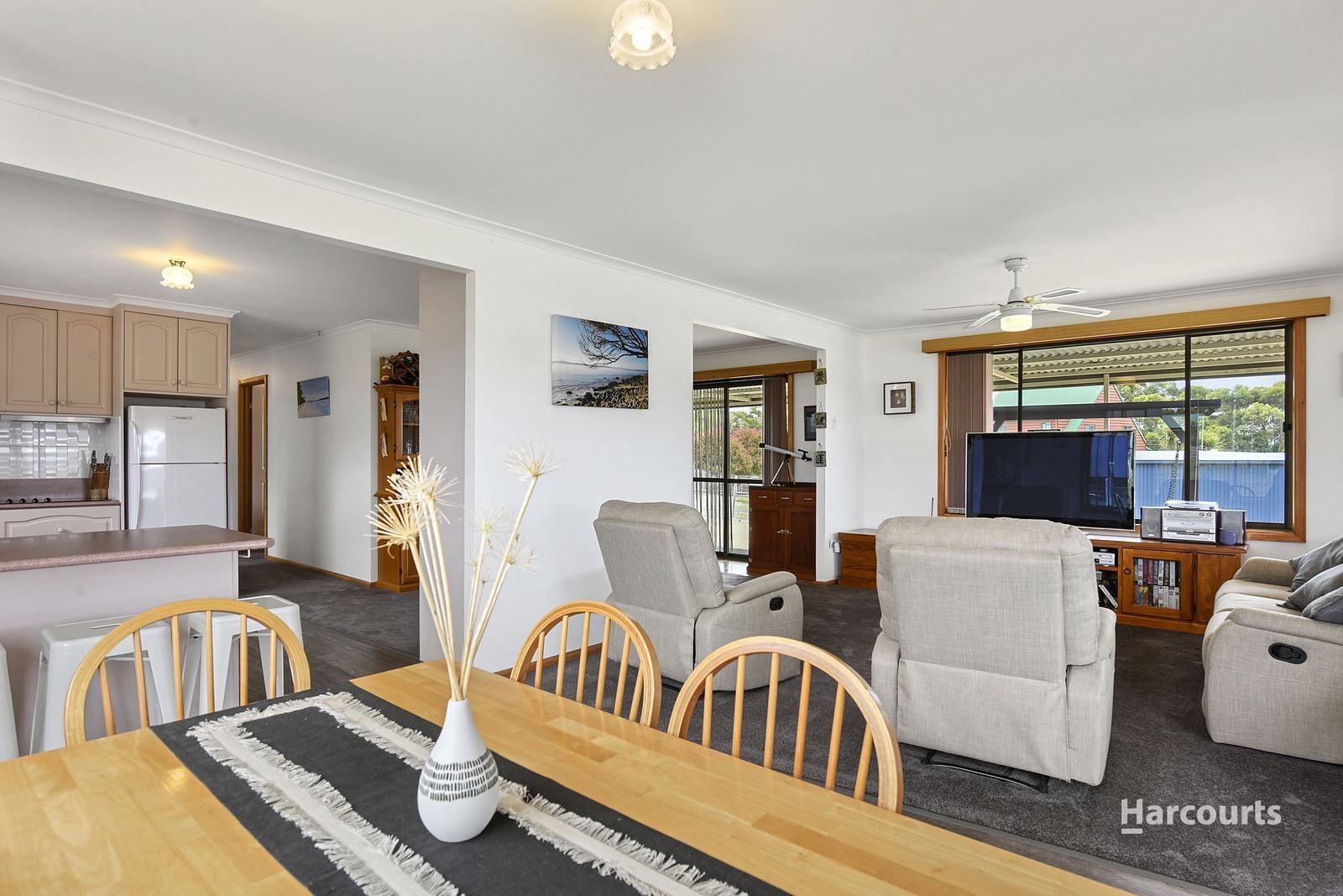 17 Wedge Avenue, White Beach TAS 7184, Image 2