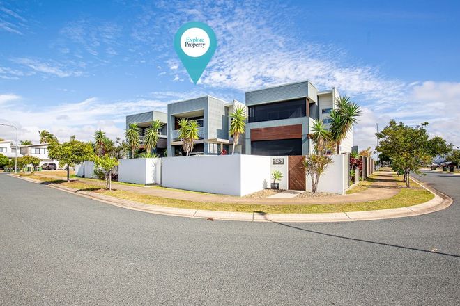 Picture of 2/5 Vaucluse Crescent, EAST MACKAY QLD 4740