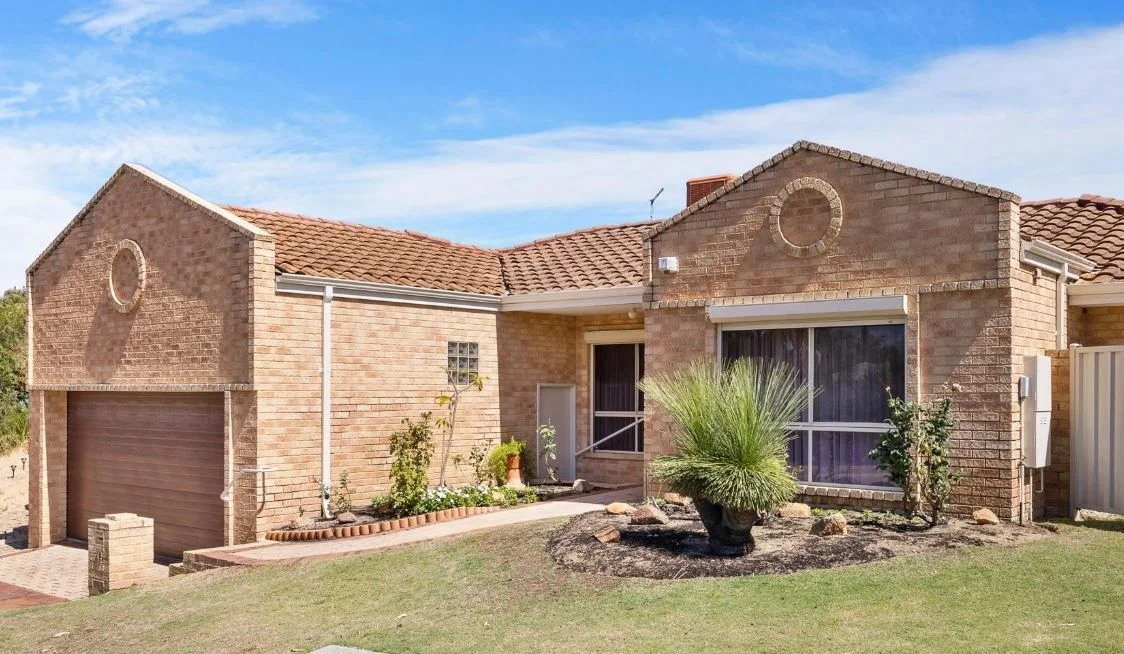 12 Plumdale Way, Woodvale WA 6026