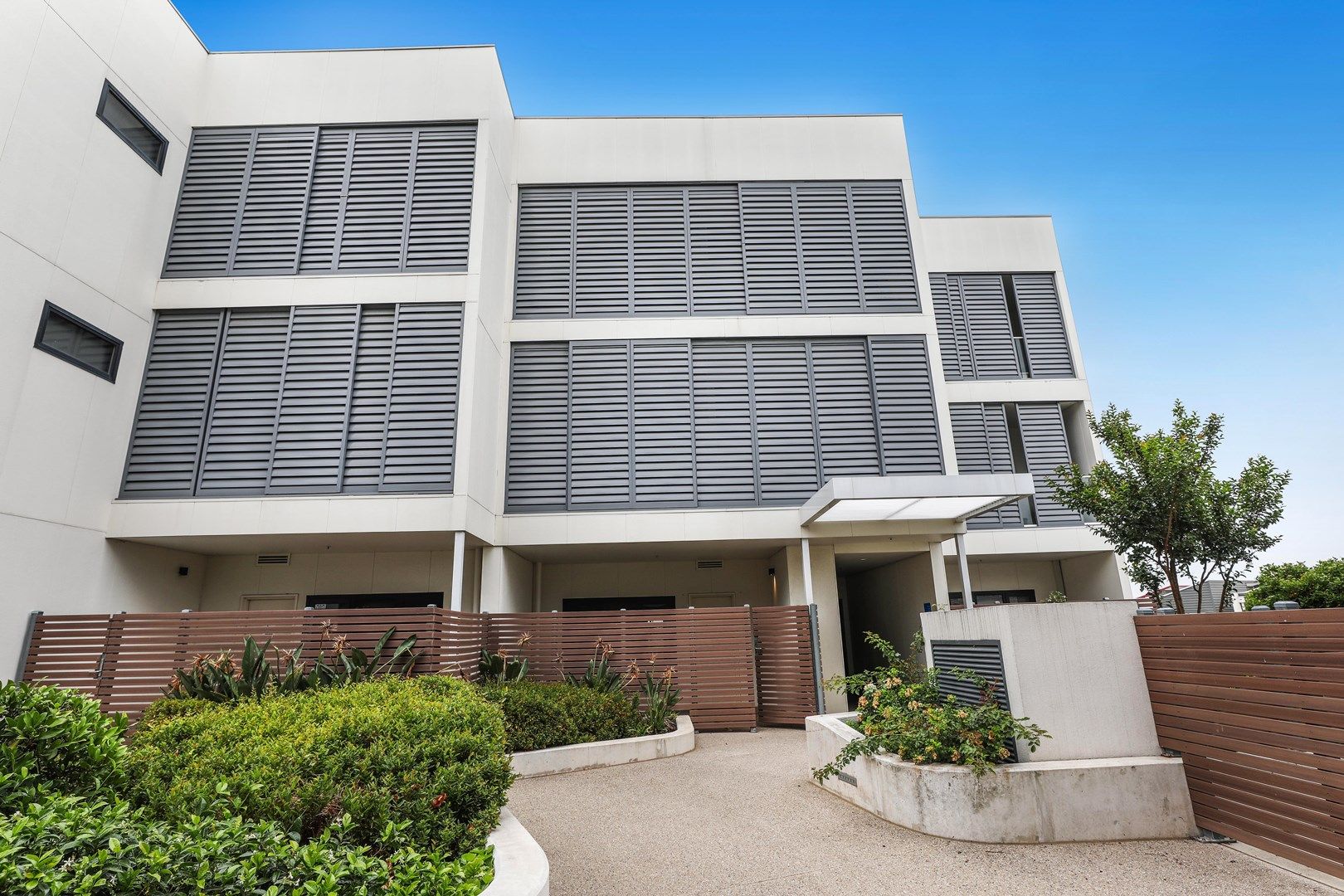 2 bedrooms Apartment / Unit / Flat in 143/80 Cheltenham Road DANDENONG VIC, 3175