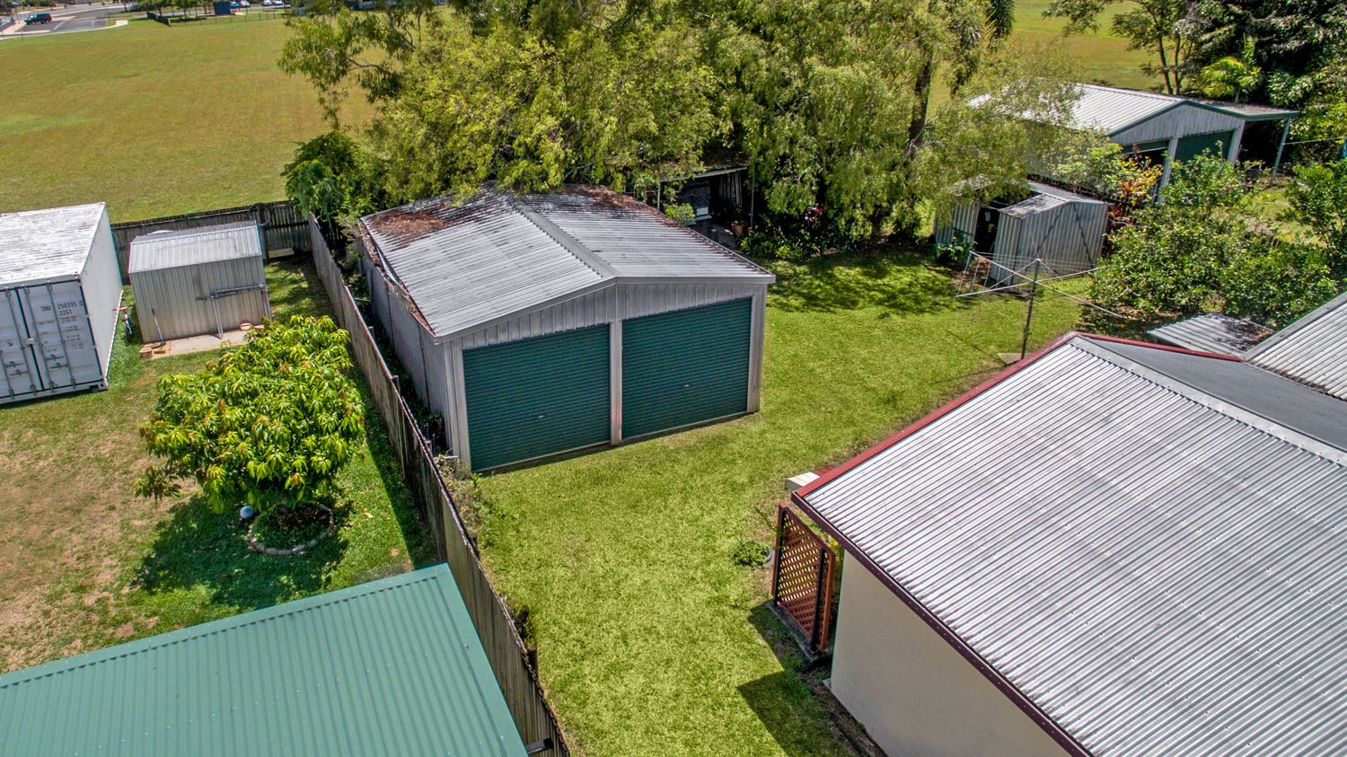 18 Bee Close, Bentley Park QLD 4869, Image 2