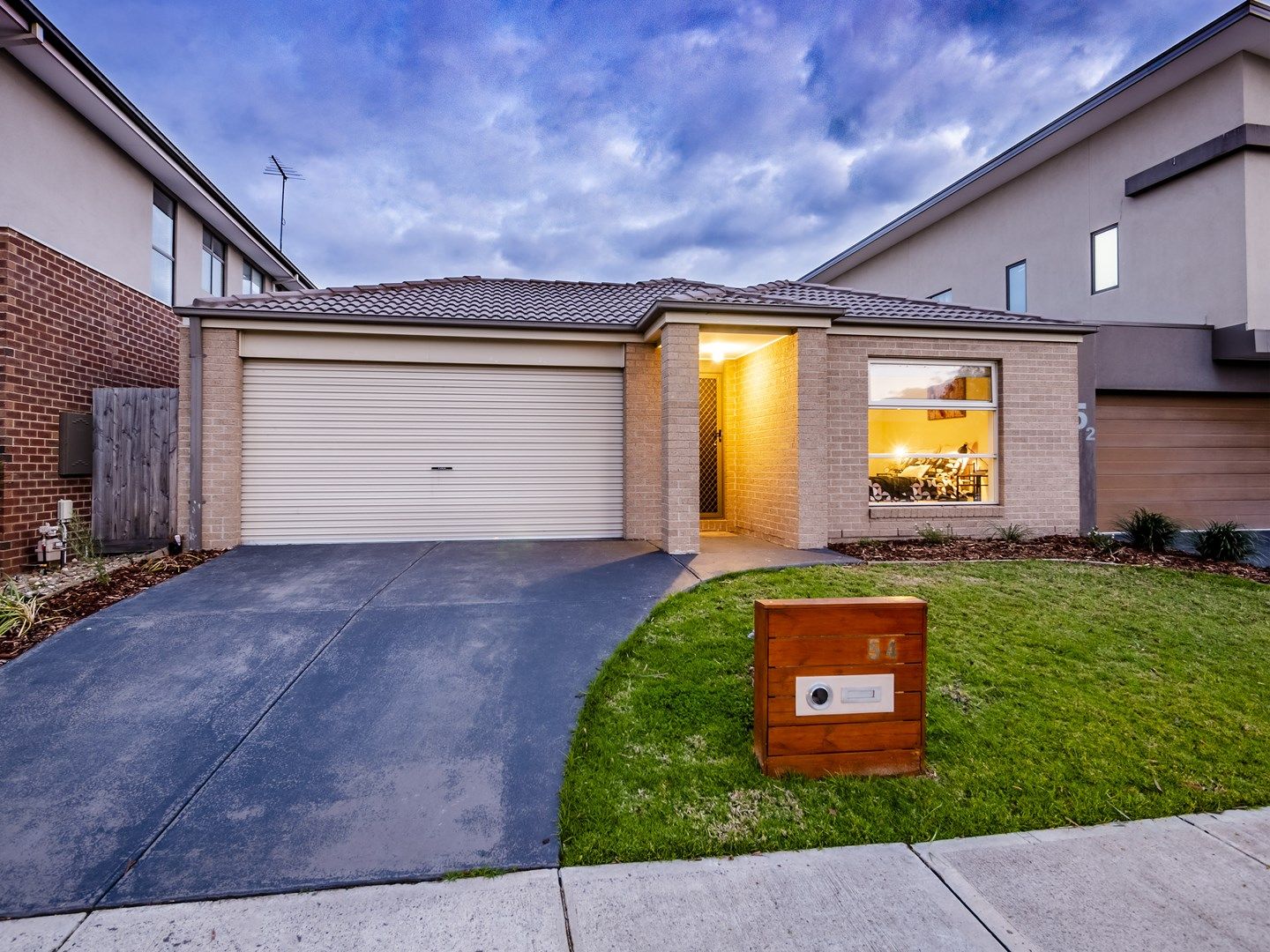 54 Linden Tree Way, Cranbourne North VIC 3977, Image 0