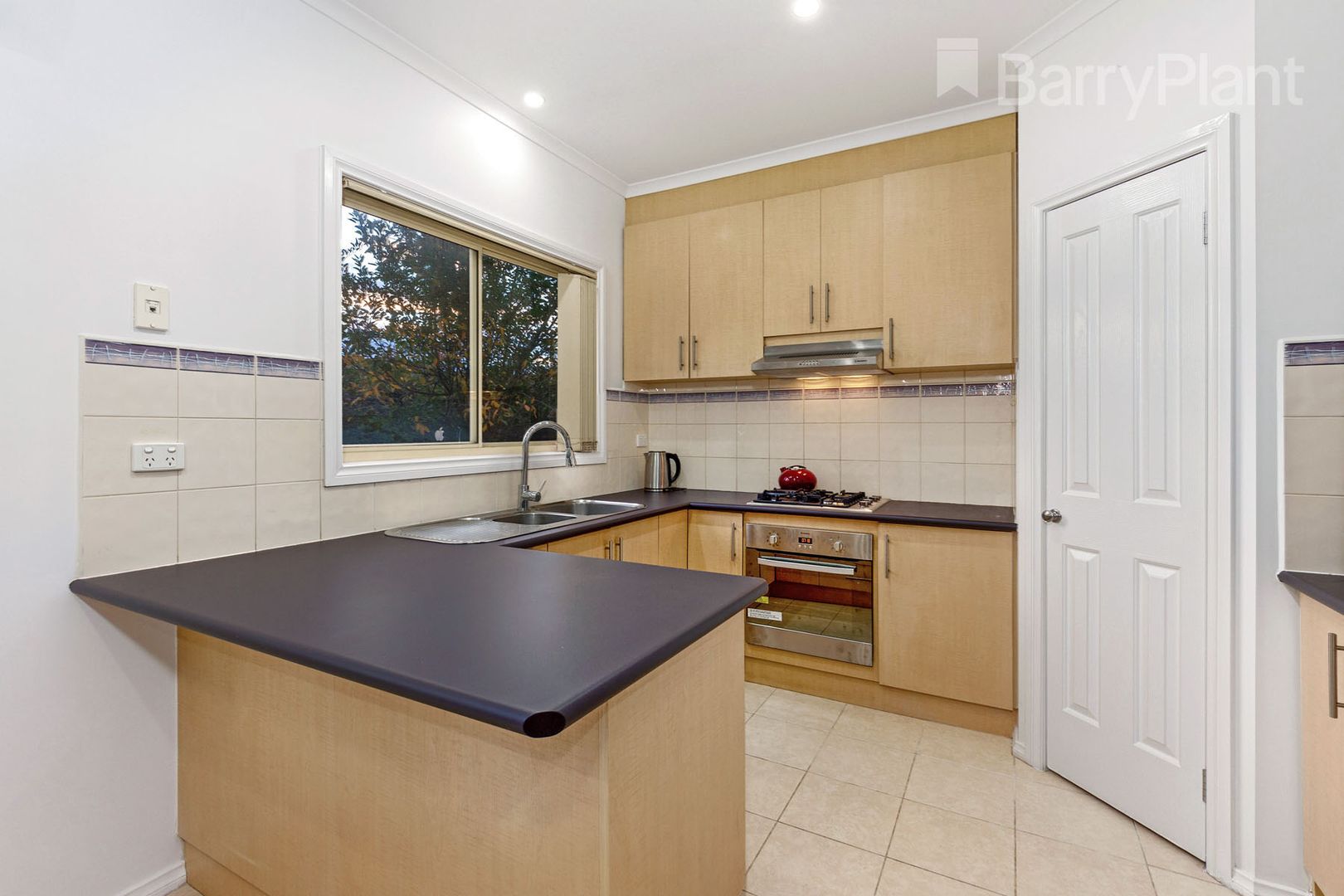 7 Marsh Mays Road, Cairnlea VIC 3023, Image 2