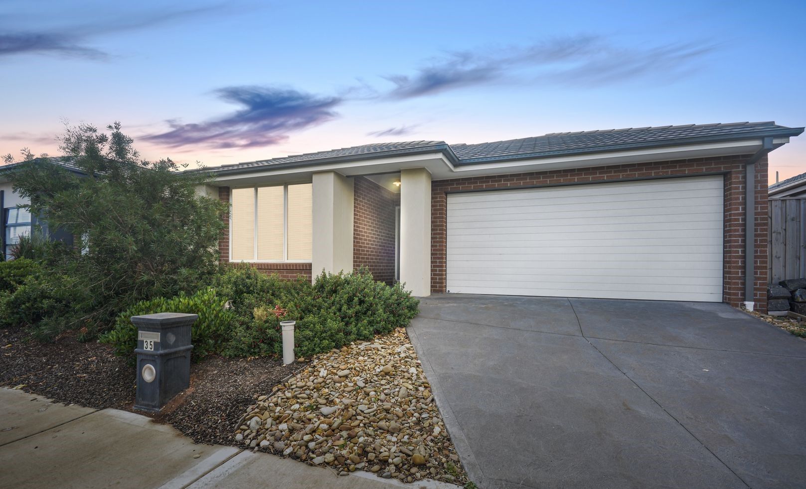 35 Bertie Street, Manor Lakes VIC 3024 House For Rent 490 Domain