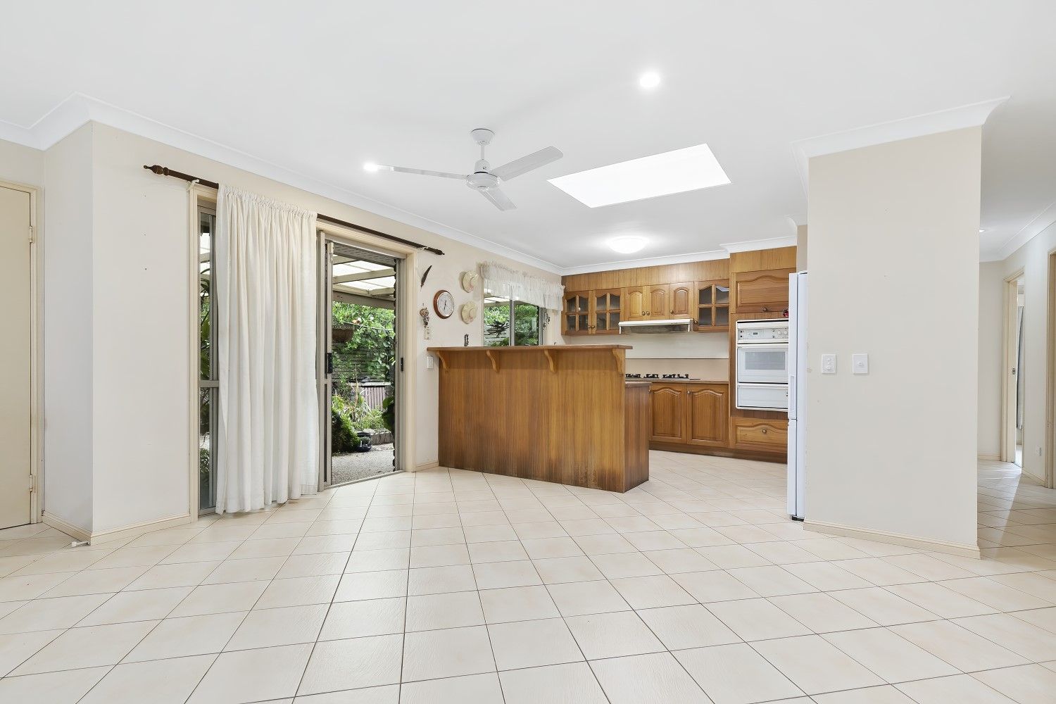 19 Woolumba Street, Tewantin QLD 4565, Image 2