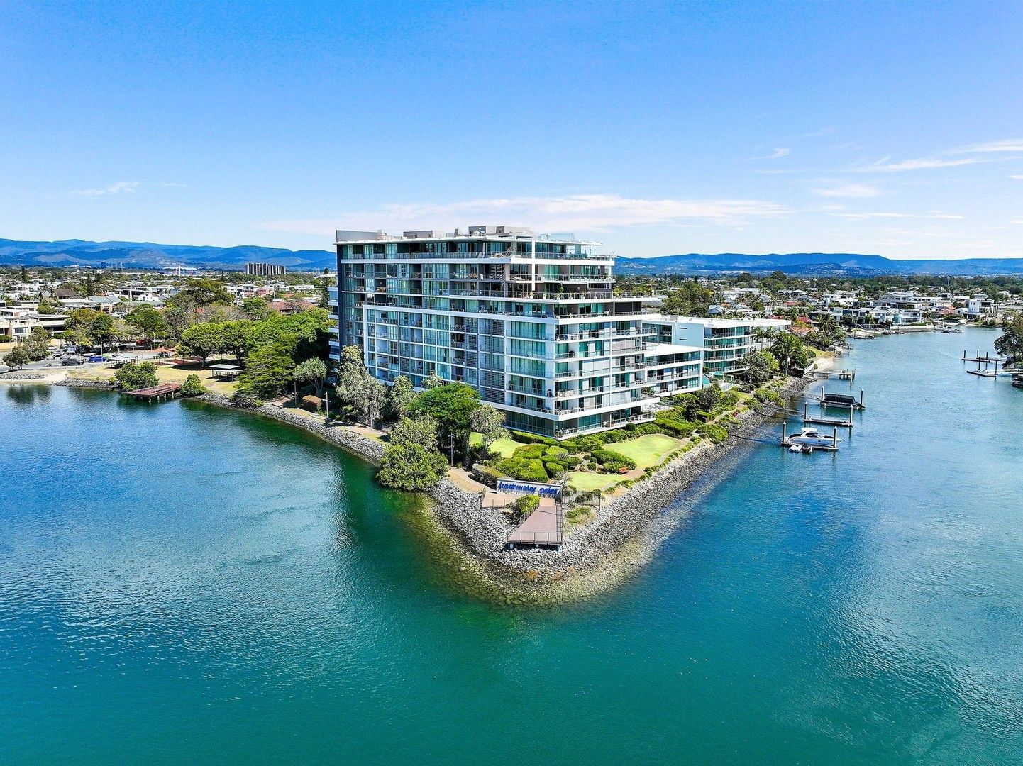 1 bedrooms Apartment / Unit / Flat in 2009/33 TE Peters Drive BROADBEACH WATERS QLD, 4218