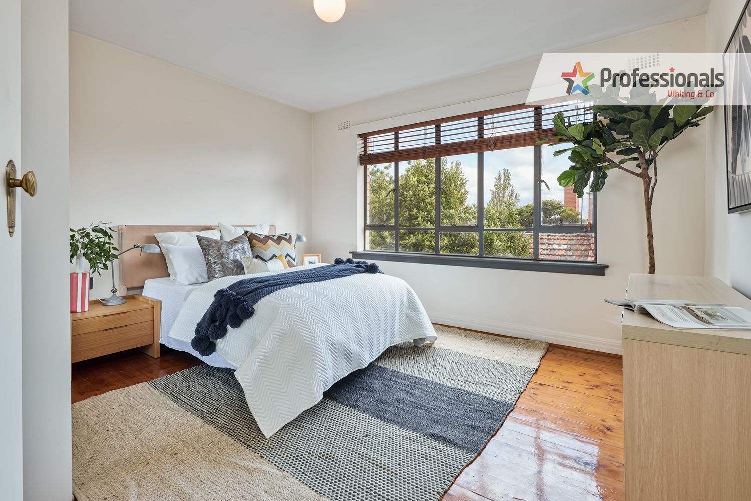 9/37 Grey Street, St Kilda VIC 3182, Image 2