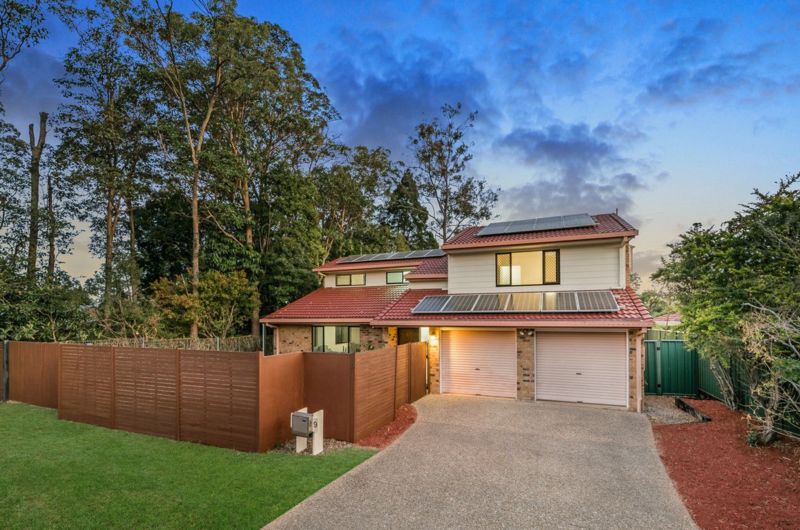 4 bedrooms House in 9 Coominyah Street SUNNYBANK HILLS QLD, 4109