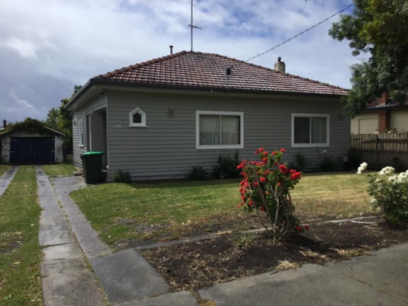 3 bedrooms House in 24 Fairview Street TRARALGON VIC, 3844