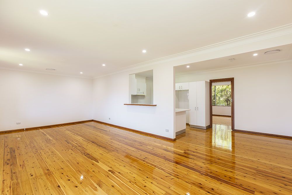 4 bedrooms House in 220 Ellesmere Road GYMEA BAY NSW, 2227