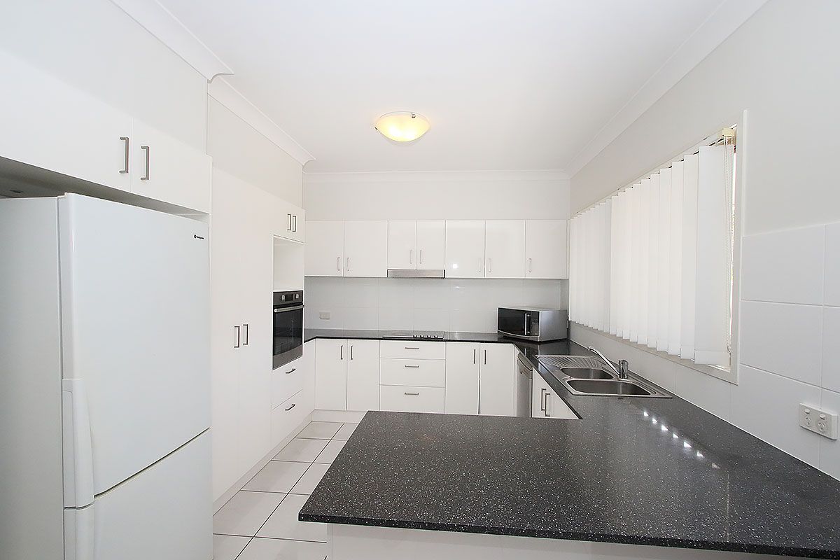 117/225 Logan Street, Eagleby QLD 4207, Image 2