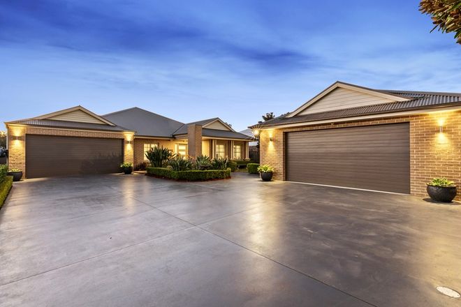 Picture of 8 Holly Place, PITT TOWN NSW 2756