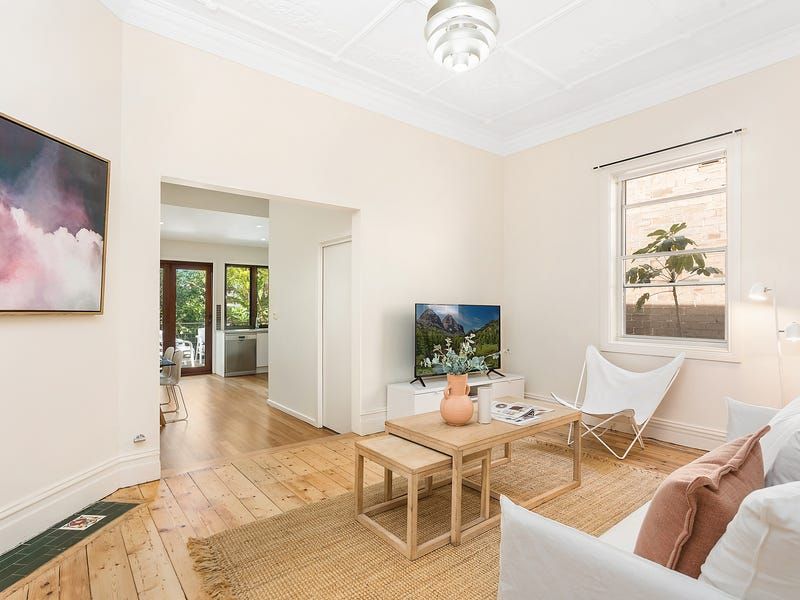 2 bedrooms House in 7 Warburton Street MARRICKVILLE NSW, 2204