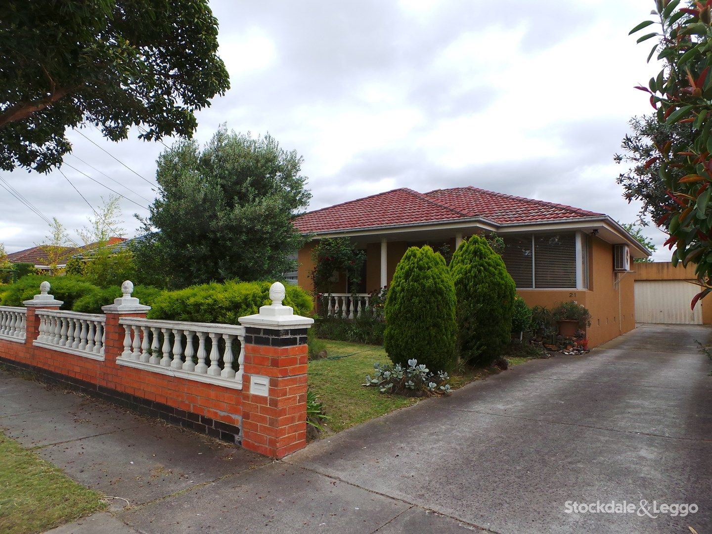 3 bedrooms House in 21 Waratah Drive DANDENONG NORTH VIC, 3175