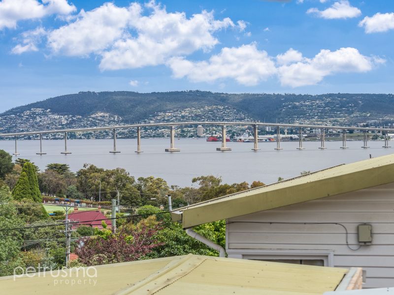 14 Oliver Avenue, Lindisfarne TAS 7015, Image 1