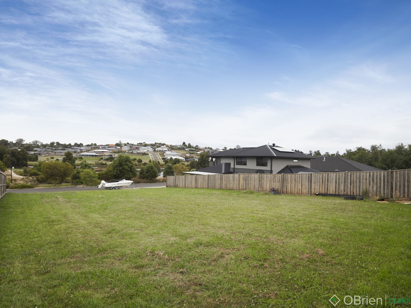 10 Waterview Close, Drouin VIC 3818, Image 2