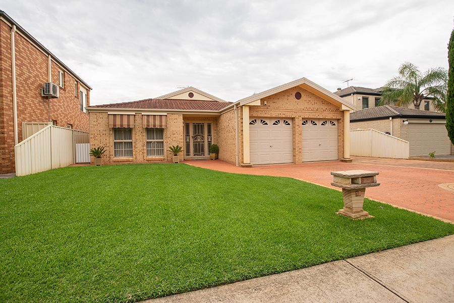 18 Lascelles Street, Cecil Hills NSW 2171