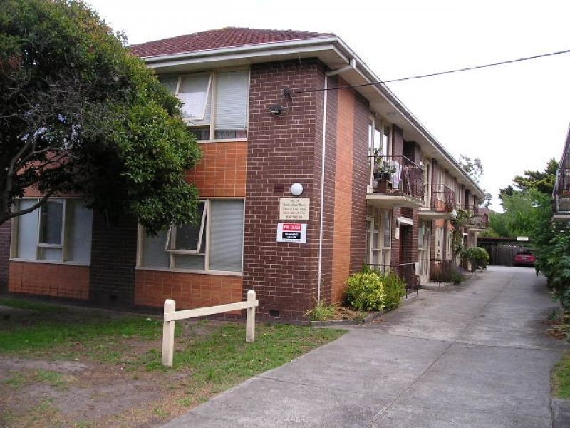 1 bedrooms Apartment / Unit / Flat in 8/19 Toolambool Road CARNEGIE VIC, 3163