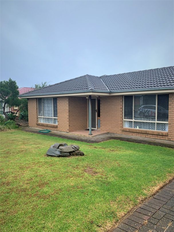 4 bedrooms House in 38 Karko Dr MOANA SA, 5169