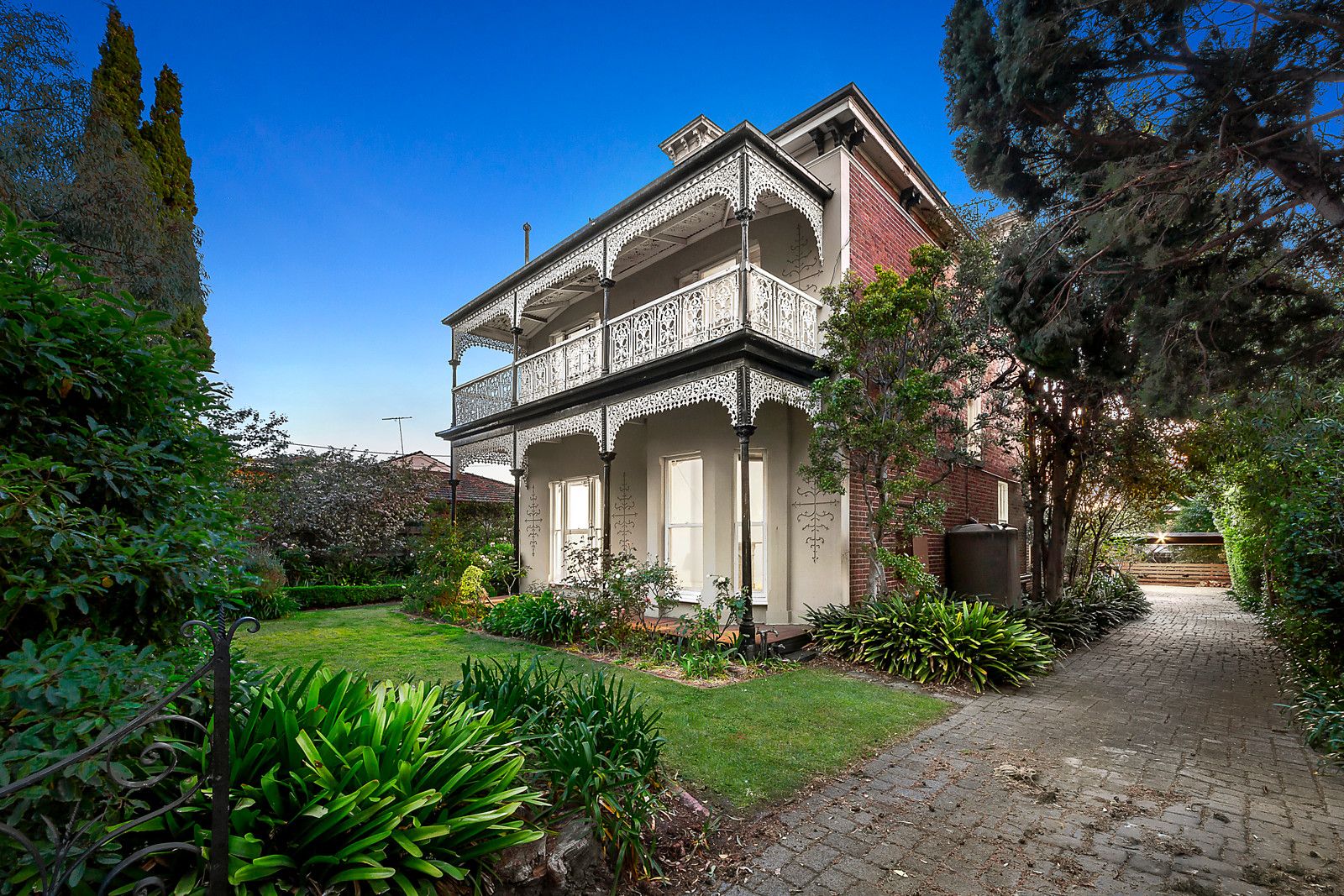 18 Black Street, Brighton VIC 3186, Image 0