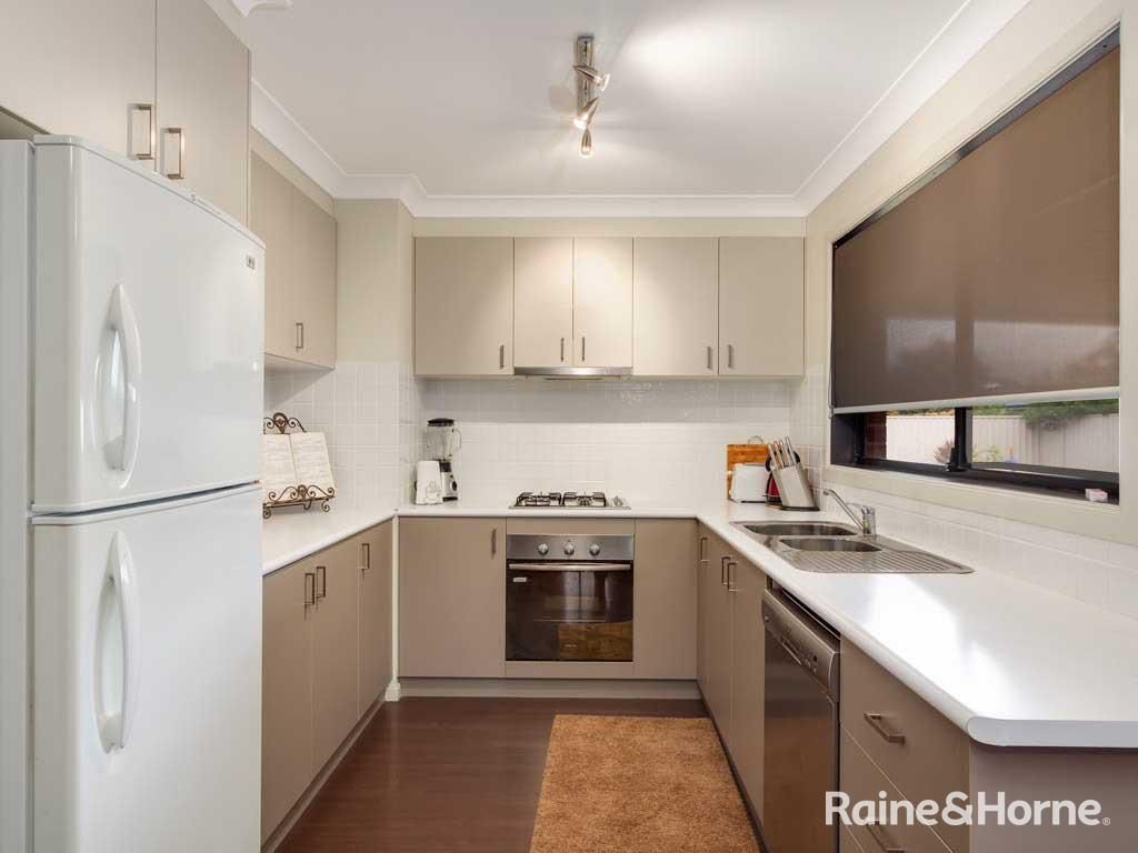 2 Rosella Place, Mount Austin NSW 2650, Image 2