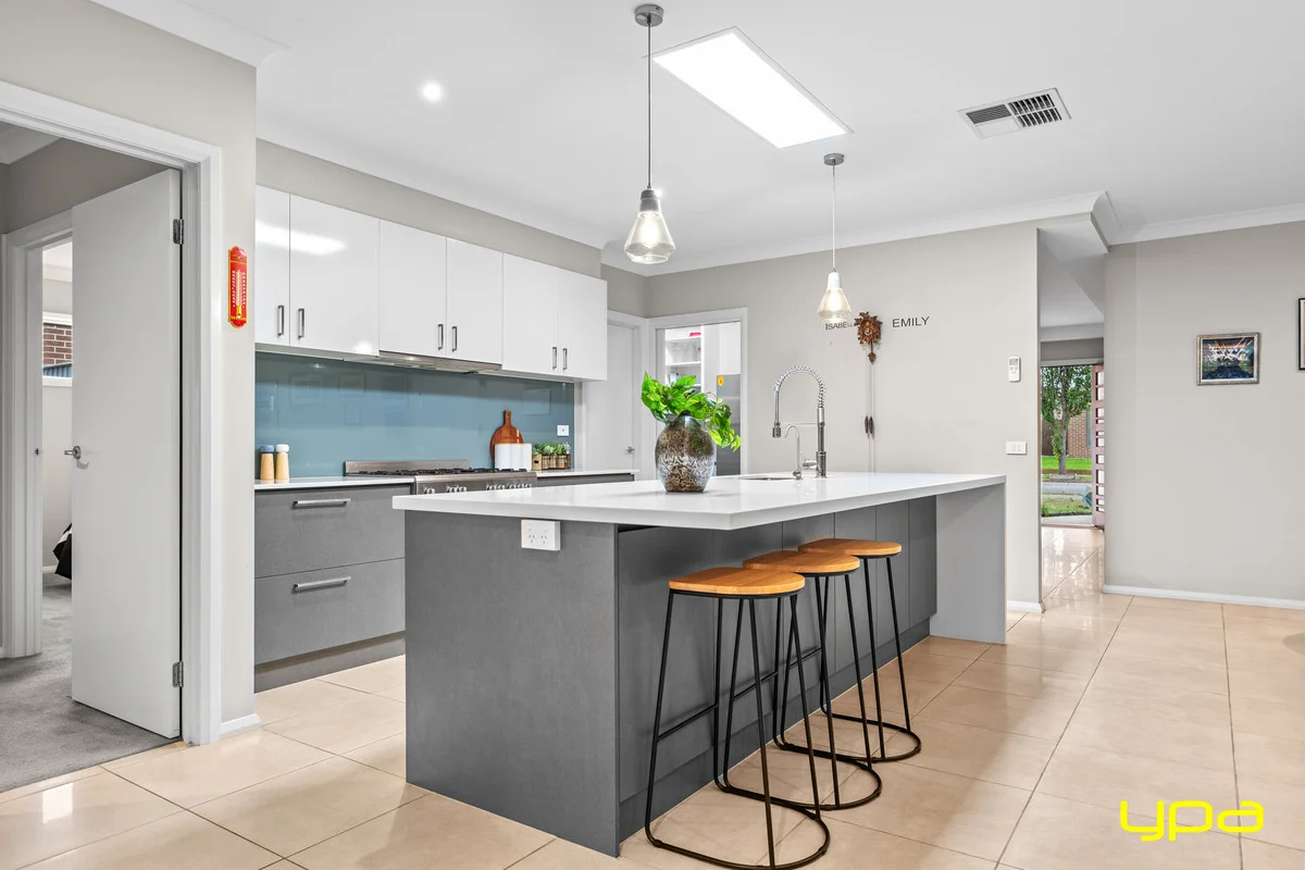 Additional image 5 of 11 Watford Avenue, Cranbourne West VIC 3977