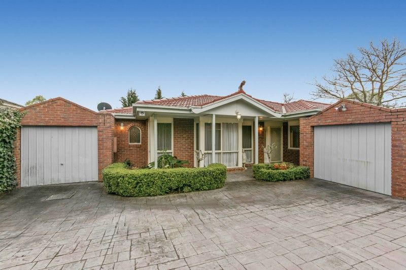 2/15 Illuka Crescent, Mount Waverley VIC 3149, Image 0