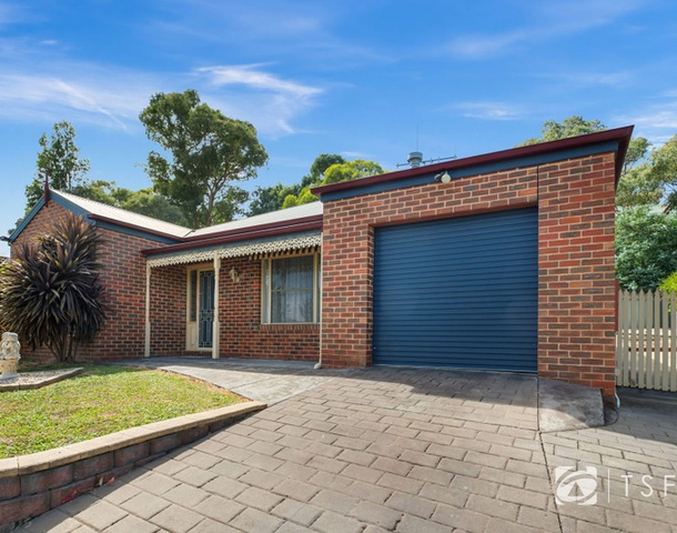 2 Sunset Boulevard, Spring Gully VIC 3550