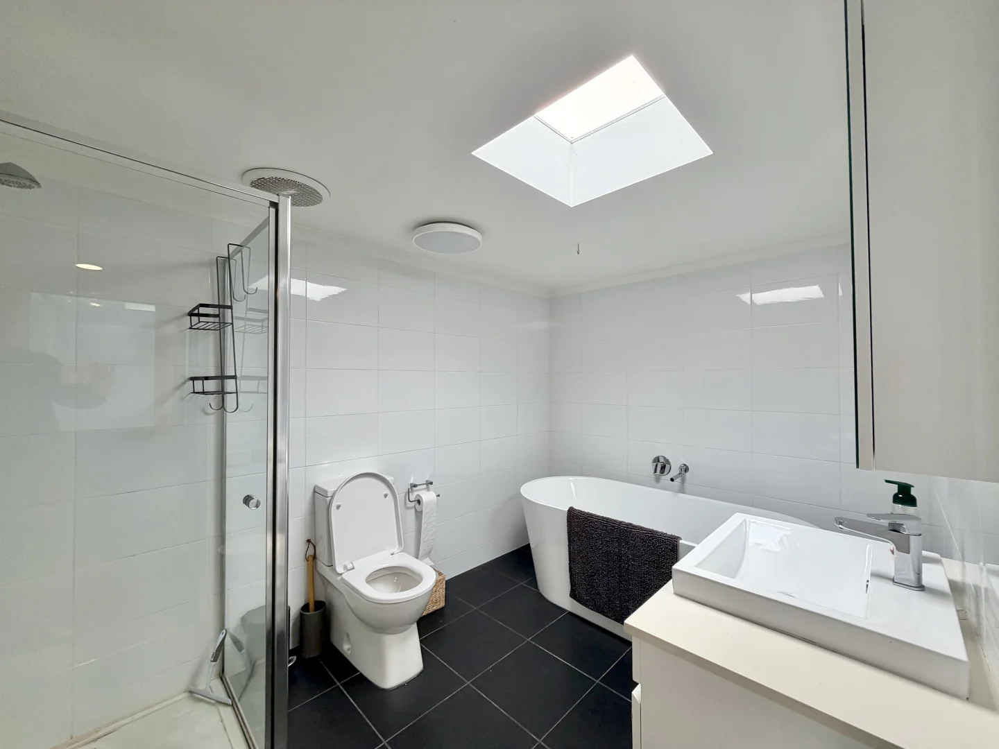 Additional image 16 of 16b Marshall Street, Newtown VIC 3220