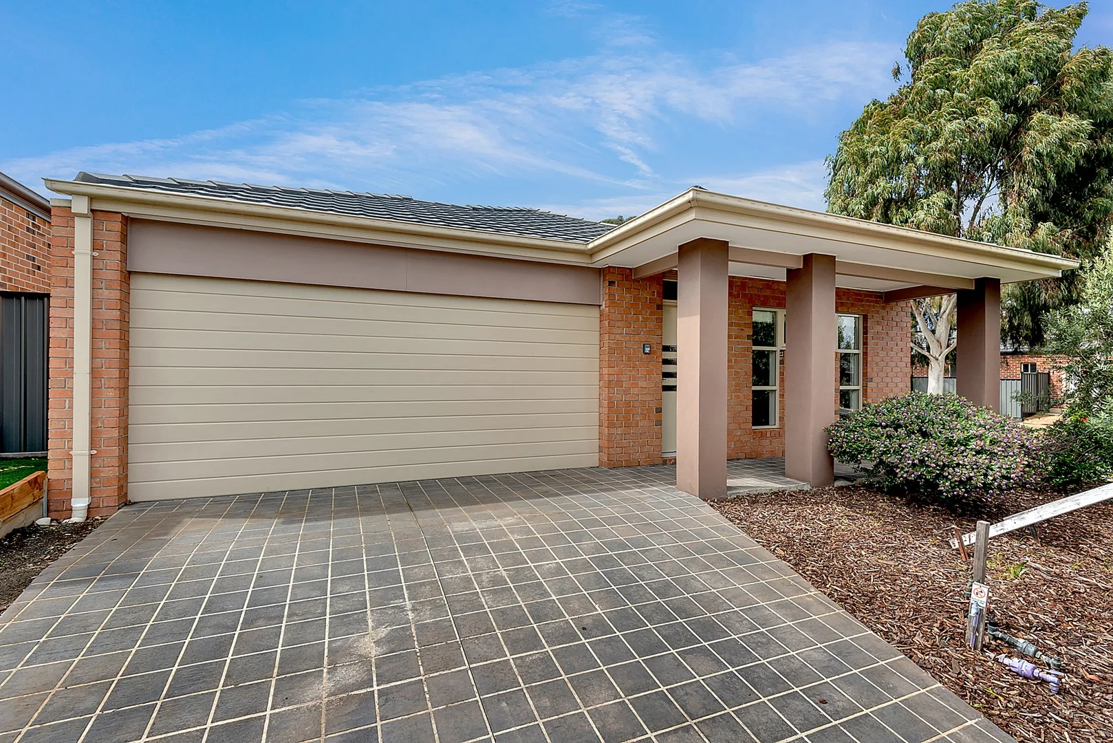 70 Bridgehaven Close, Craigieburn VIC 3064
