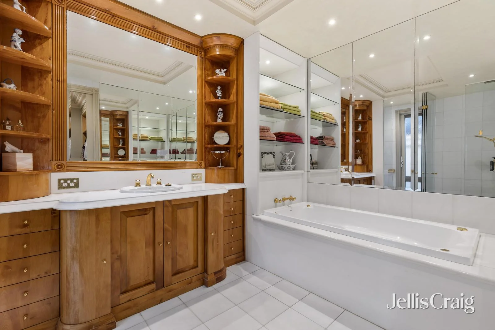 Additional image 15 of 2 Lyric Court, Warranwood VIC 3134