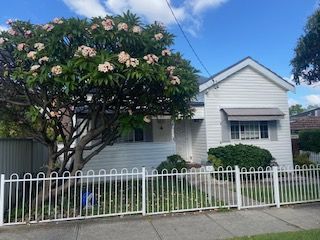 3 bedrooms House in 8 Baltimore St BELFIELD NSW, 2191