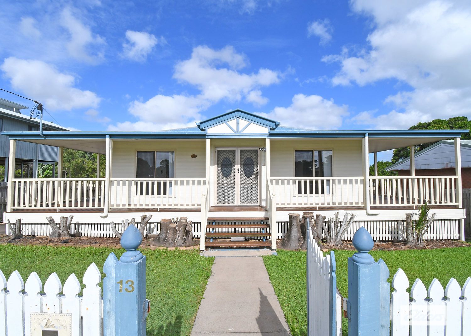 3 bedrooms House in 13 Honiton Street TORQUAY QLD, 4655